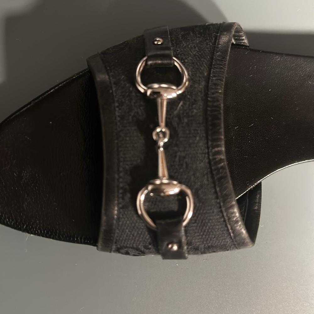 Gucci Black Slide Sandals with Silver Accents - Picture 3 of 5